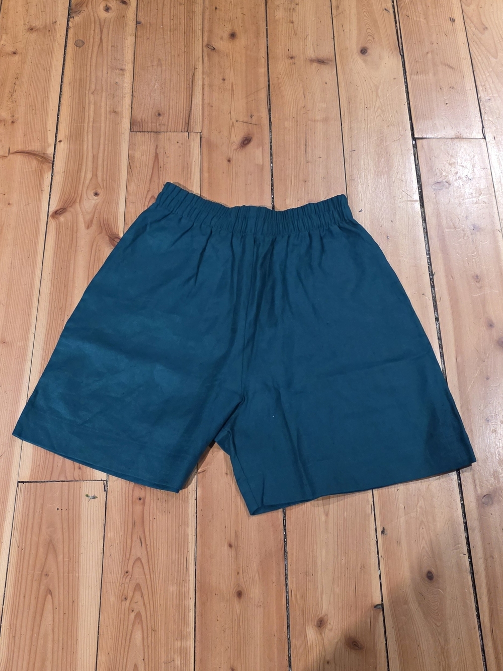 Women’s Elastic-Waist Bermuda Shorts in Teal